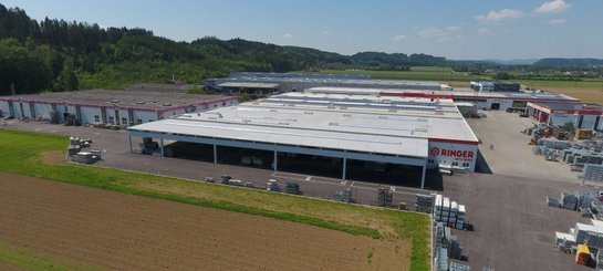 Headquarter and production in Regau