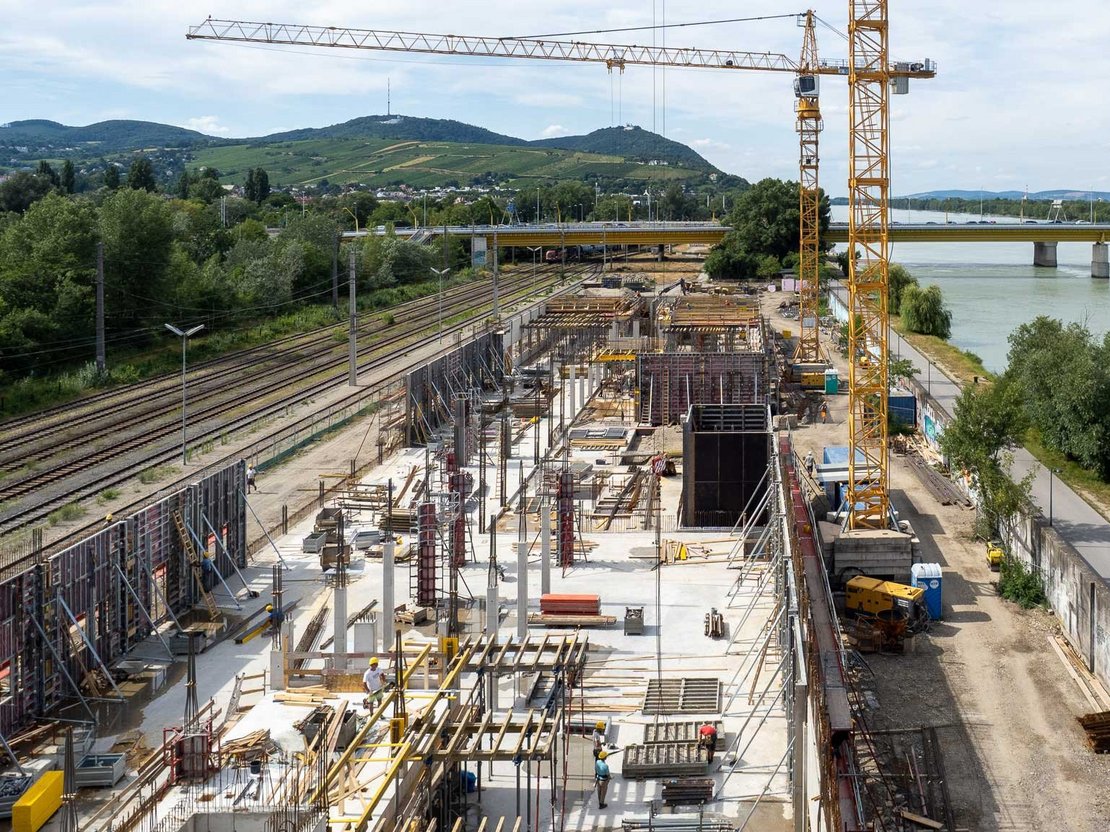 RINGER formwork and scaffolding for new ÖBB goods supply building