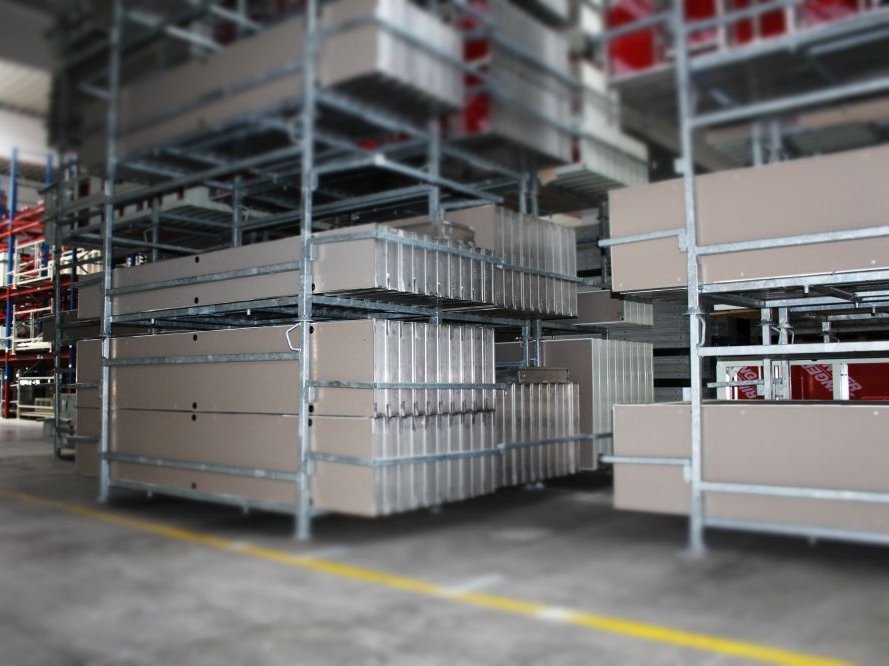 Transport stacking pallet